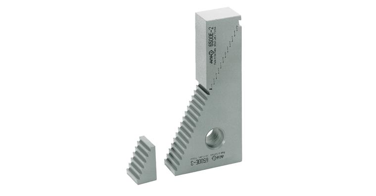 Universal-Spannunterlage Gr. 2 66 x 35,5 x 30 mm