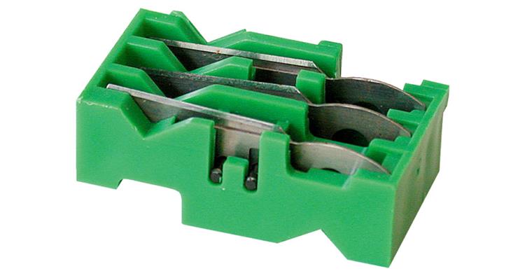 Blade cassette for CST basic tool stripping dimensions = C 7.1 mm/B = 5.1 mm