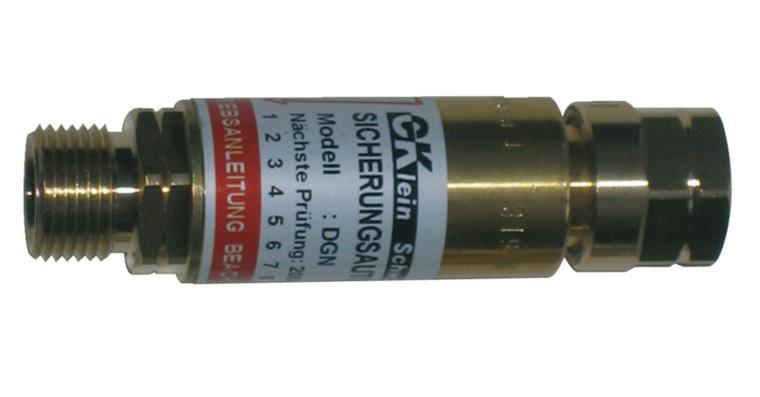 Flashback arrestor for pressure reducer Acetylene 3/8 left to 3/8 left thread