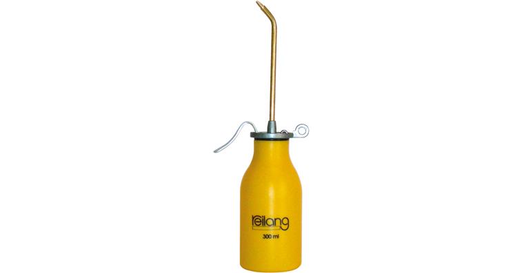 Ölspritzkanne Polyethylenbehälter einfaches Pumpwerk 300 ml