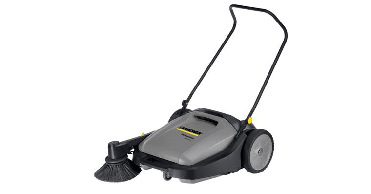 KM 70/15 C sweeper working width 480 mm debris container 42 l 20 kg